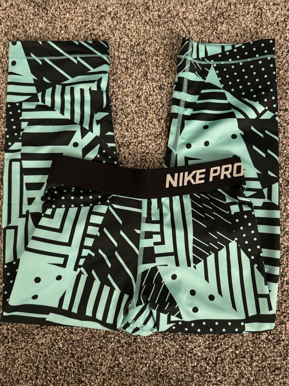 Nike Pro Mint Green & Black Patterned Bike Shorts